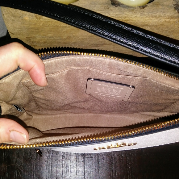 Coach mailbag crossbody - Picture 9 of 16